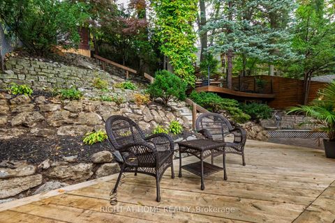 Photo 34 at 16 Pine Crescent, The Beaches, Toronto
