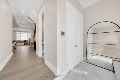 Photo 4 at 201 Bellefond Street, Kleinburg, Vaughan