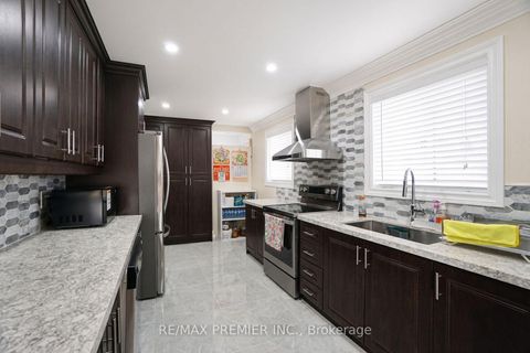 Photo 24 at 7 Artech Court, Black Creek, Toronto