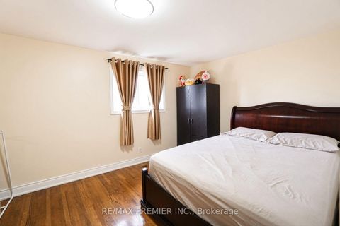 Photo 33 at 7 Artech Court, Black Creek, Toronto