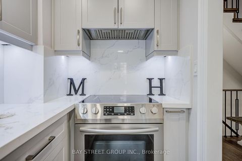 Photo 18 at 105 - 11 Everson Drive, Willowdale East, Toronto