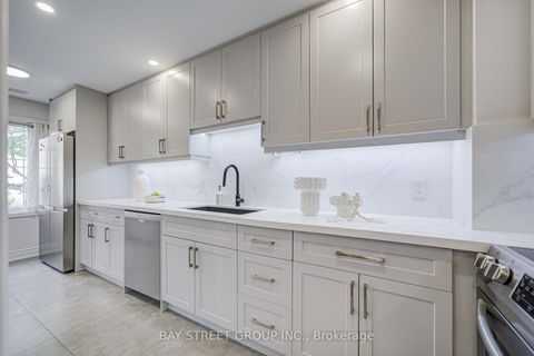 Photo 19 at 105 - 11 Everson Drive, Willowdale East, Toronto