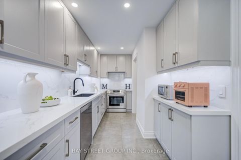 Photo 21 at 105 - 11 Everson Drive, Willowdale East, Toronto