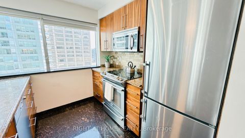 Photo 5 at 1012 - 10 Queens Quay W, Waterfront Communities C1, Toronto