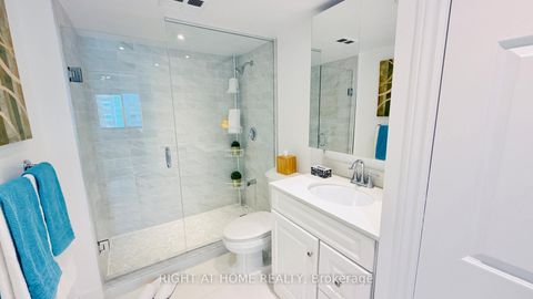 Photo 13 at 1012 - 10 Queens Quay W, Waterfront Communities C1, Toronto