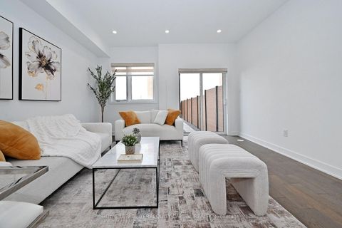 Photo 9 at 101 William Duncan Road, CFB, Toronto