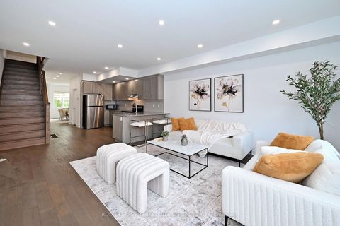 Photo 10 at 101 William Duncan Road, CFB, Toronto