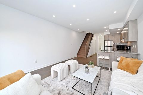 Photo 11 at 101 William Duncan Road, CFB, Toronto