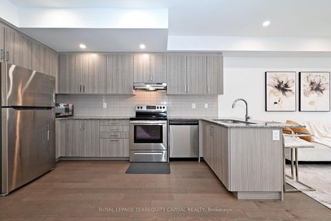 Photo 13 at 101 William Duncan Road, CFB, Toronto