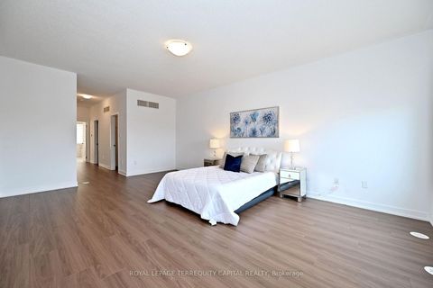 Photo 30 at 101 William Duncan Road, CFB, Toronto