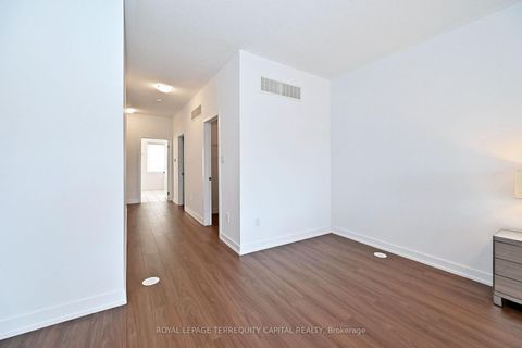Photo 31 at 101 William Duncan Road, CFB, Toronto