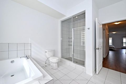 Photo 37 at 101 William Duncan Road, CFB, Toronto