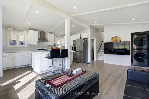 Photo 4 at 75 Bloomington Crescent, Black Creek, Toronto