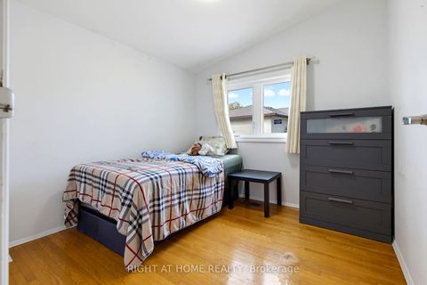 Photo 15 at 75 Bloomington Crescent, Black Creek, Toronto