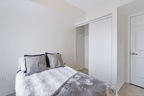 Photo 18 at 429 - 2789 Eglinton Avenue E, Eglinton East, Toronto