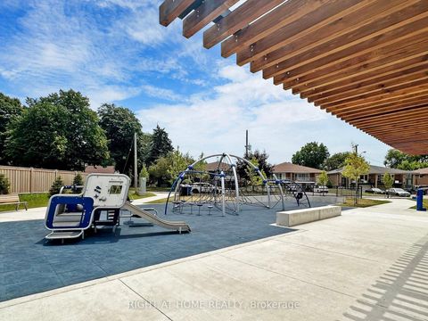 Photo 21 at 429 - 2789 Eglinton Avenue E, Eglinton East, Toronto