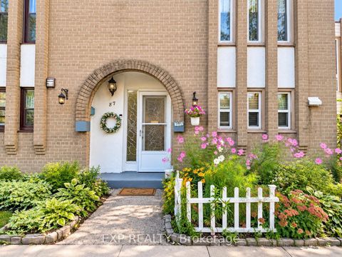 Photo 2 at 87 - 19 London Green Court, Jane Heights, Toronto