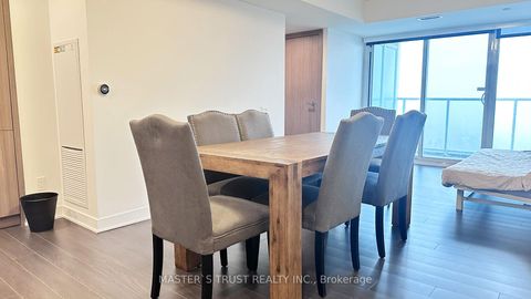 Photo 1 at 1715 - 17 Bathurst Street, Waterfront Communities C1, Toronto