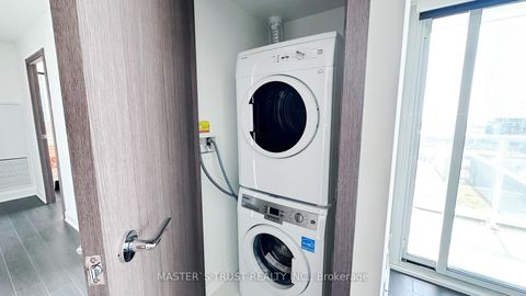 Photo 22 at 1715 - 17 Bathurst Street, Waterfront Communities C1, Toronto