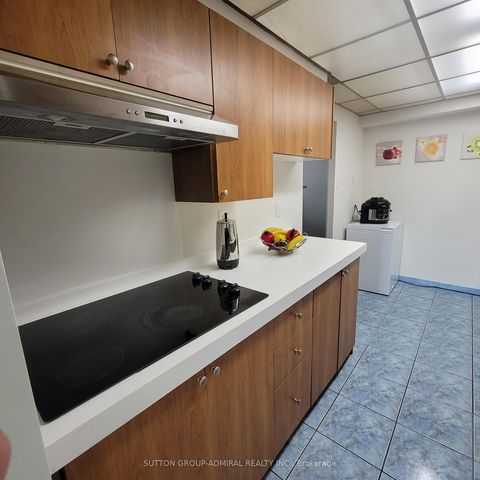 Photo 15 at 802 - 10 Tobermory Drive, Black Creek, Toronto