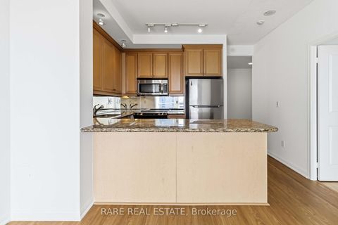 Photo 4 at 1515 - 628 Fleet Street, Niagara, Toronto