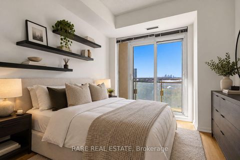Photo 8 at 1515 - 628 Fleet Street, Niagara, Toronto