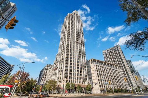 Photo 14 at 1515 - 628 Fleet Street, Niagara, Toronto