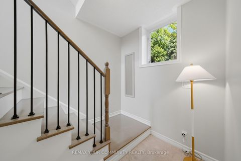 Photo 16 at 2 - 90 Caledonia Park Road, Davenport, Toronto