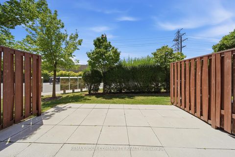 Photo 28 at 2 - 90 Caledonia Park Road, Davenport, Toronto
