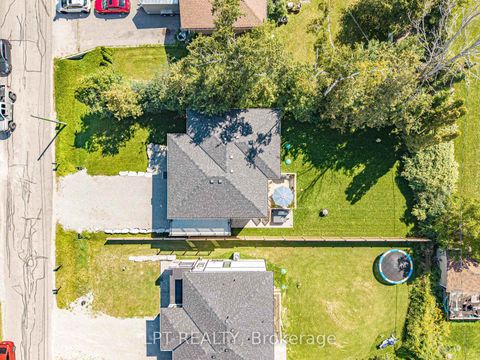 Photo 4 at 36 Blue Jay Boulevard, Virginia, Georgina