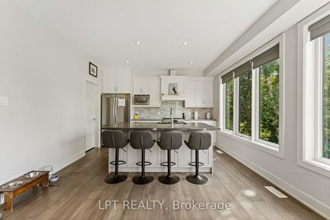 Photo 14 at 36 Blue Jay Boulevard, Virginia, Georgina