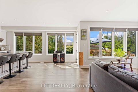 Photo 17 at 36 Blue Jay Boulevard, Virginia, Georgina