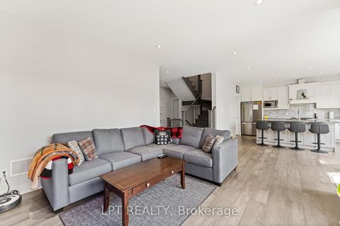 Photo 18 at 36 Blue Jay Boulevard, Virginia, Georgina