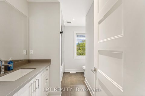 Photo 34 at 36 Blue Jay Boulevard, Virginia, Georgina