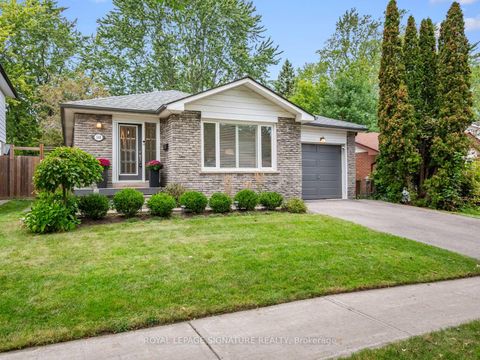 Photo 2 at 160 Holmcrest Trail, Centennial Scarborough, Toronto