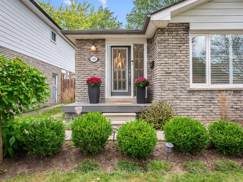 Photo 3 at 160 Holmcrest Trail, Centennial Scarborough, Toronto