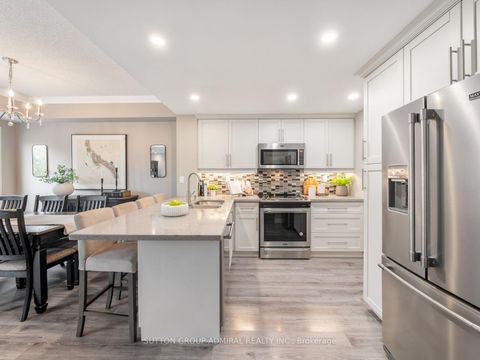 Photo 1 at 306 - 9 Greenbriar Road, Bayview Village, Toronto