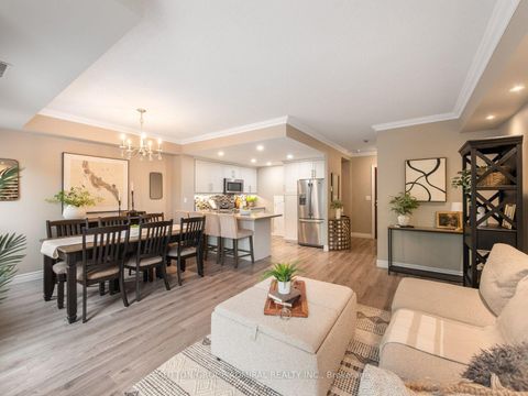 Photo 13 at 306 - 9 Greenbriar Road, Bayview Village, Toronto
