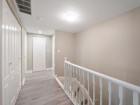 Photo 16 at 306 - 9 Greenbriar Road, Bayview Village, Toronto