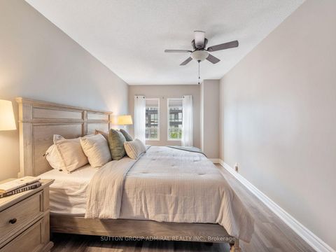 Photo 18 at 306 - 9 Greenbriar Road, Bayview Village, Toronto
