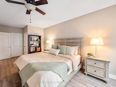 Photo 19 at 306 - 9 Greenbriar Road, Bayview Village, Toronto
