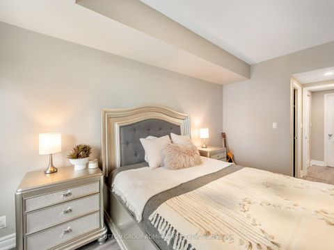 Photo 27 at 306 - 9 Greenbriar Road, Bayview Village, Toronto