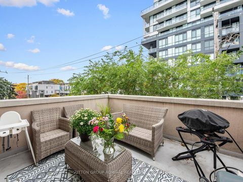 Photo 31 at 306 - 9 Greenbriar Road, Bayview Village, Toronto