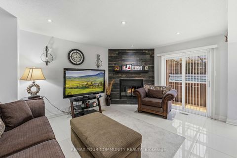 Photo 8 at 171 Rosedale Heights Drive, Uplands, Vaughan