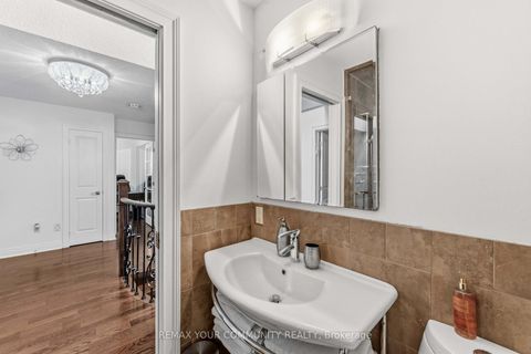 Photo 32 at 171 Rosedale Heights Drive, Uplands, Vaughan