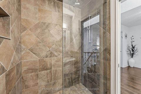 Photo 33 at 171 Rosedale Heights Drive, Uplands, Vaughan
