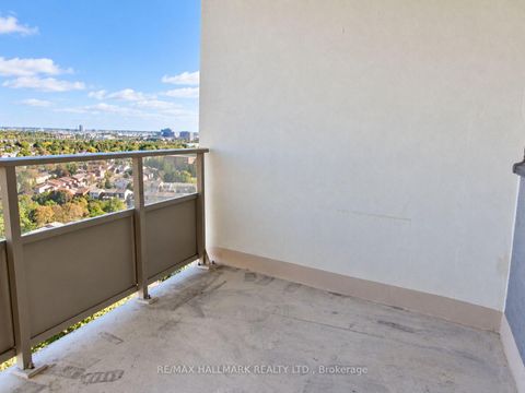 Photo 6 at PH10 - 2050 Bridletowne Circle, L'Amoreaux, Toronto