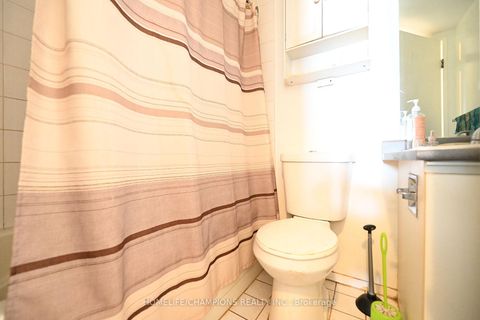Photo 11 at 401 - 1470 Midland Avenue, Dorset Park, Toronto