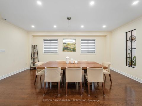 Photo 8 at 40 Trudeau Drive, Vellore Village, Vaughan