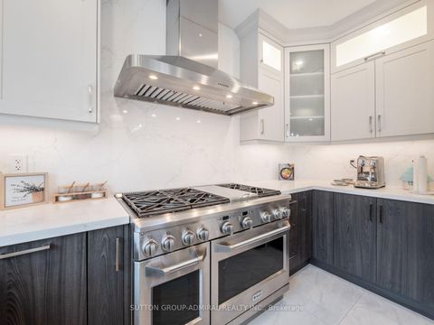 Photo 17 at 40 Trudeau Drive, Vellore Village, Vaughan